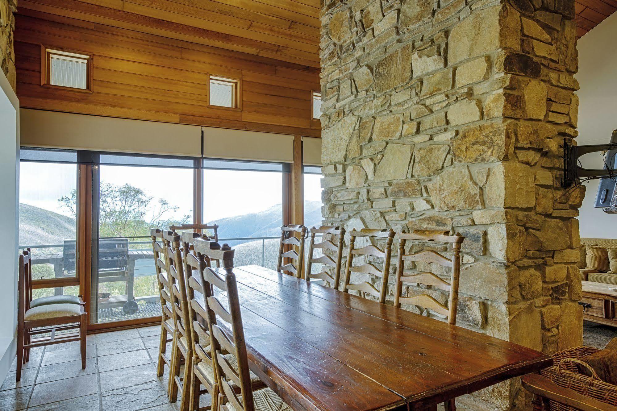Alpine Woodsmoke Apartments Falls Creek Luaran gambar