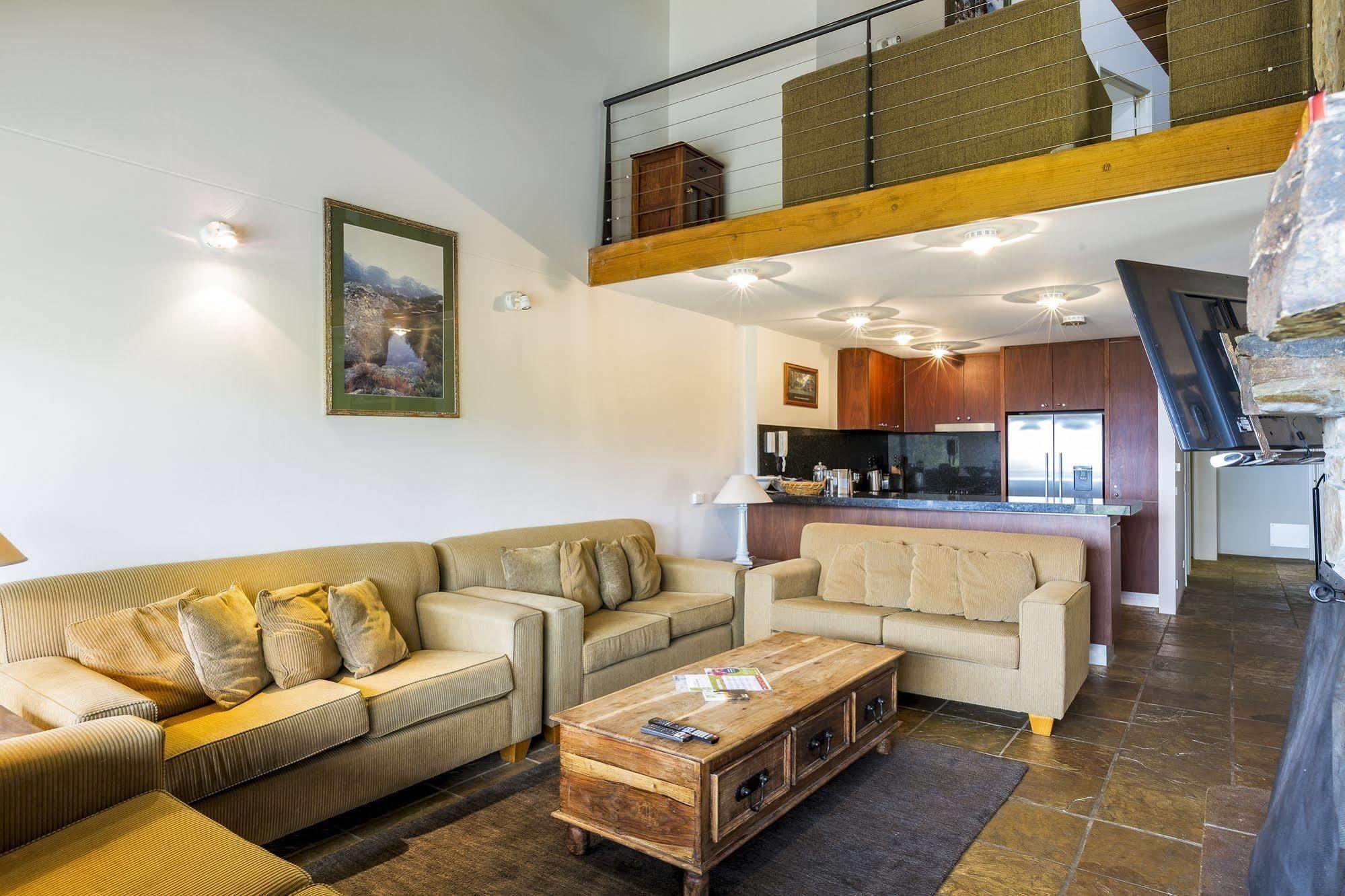 Alpine Woodsmoke Apartments Falls Creek Luaran gambar