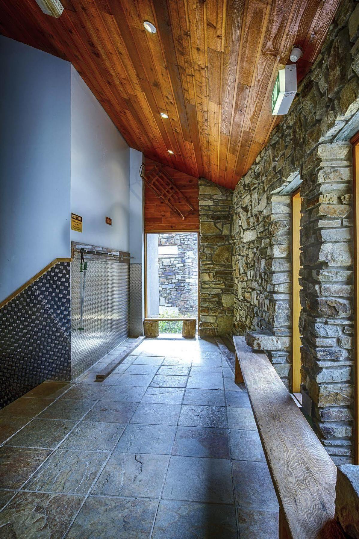 Alpine Woodsmoke Apartments Falls Creek Luaran gambar